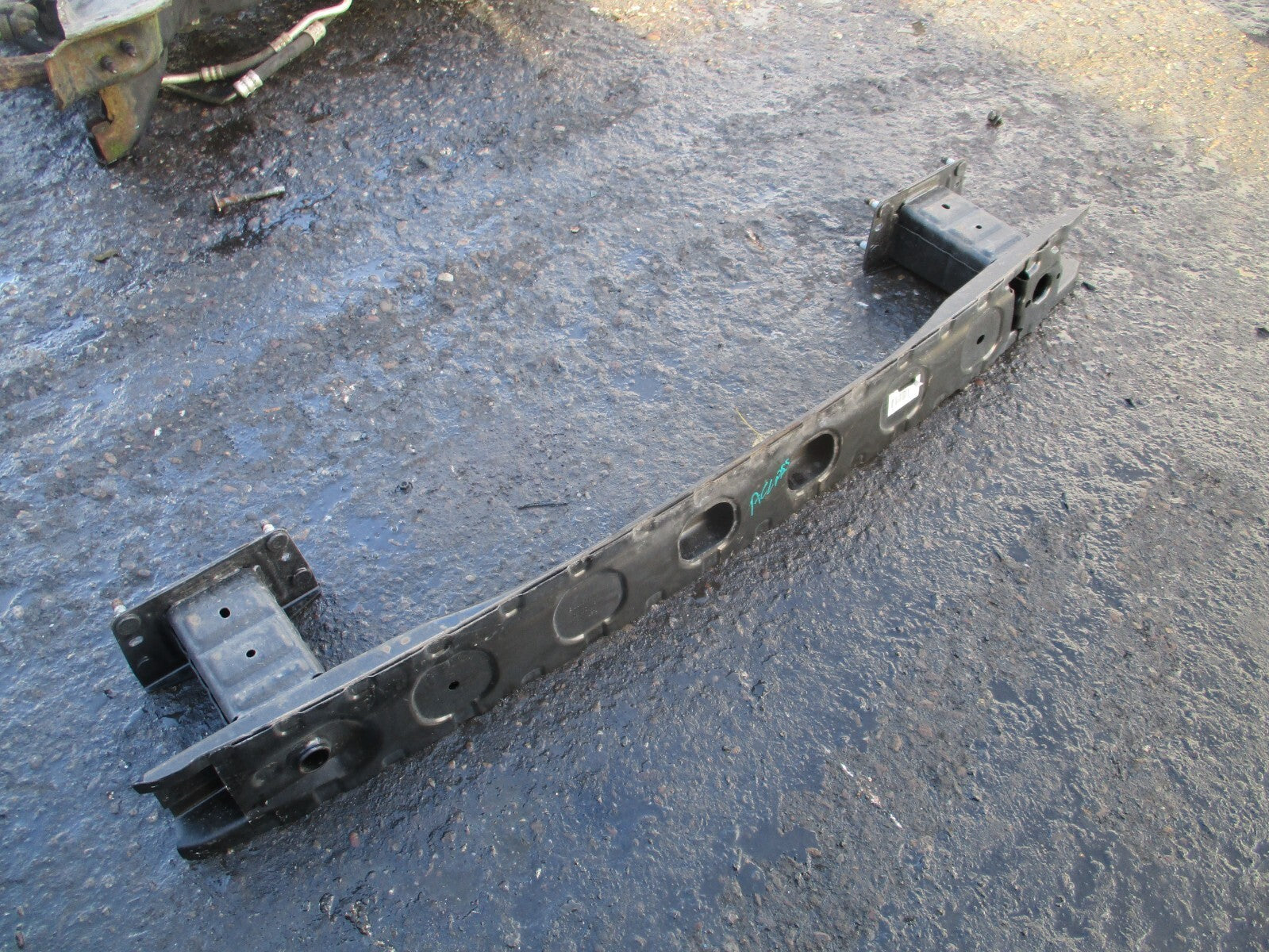 2018 MERCEDES BENZ A CLASS W176 REAR BUMPER REINFORCEMENT CRASH BAR