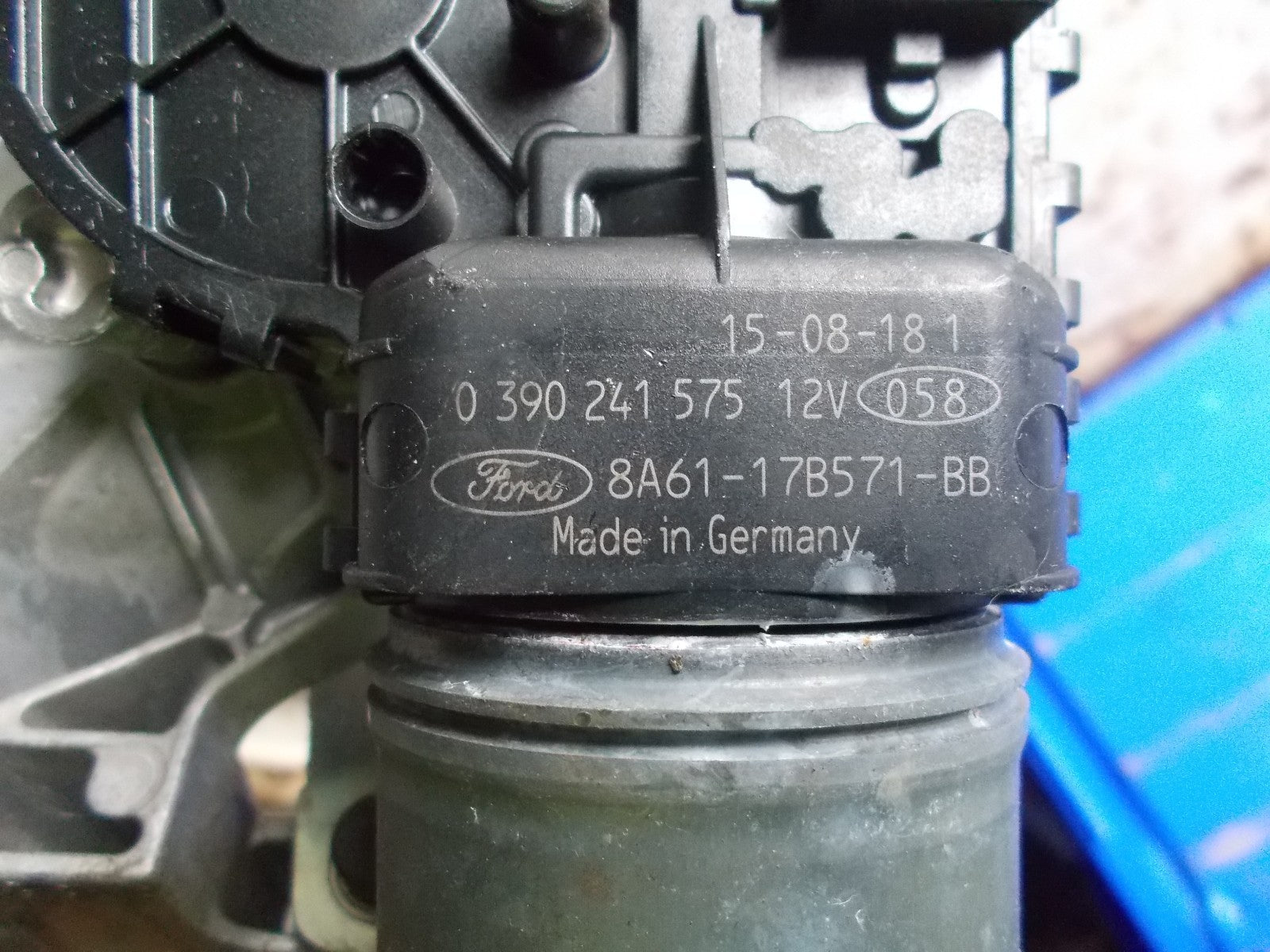 2015 FORD FIESTA MK6 FRONT WIPER LINKAGE & MOTOR 8A6117500BG