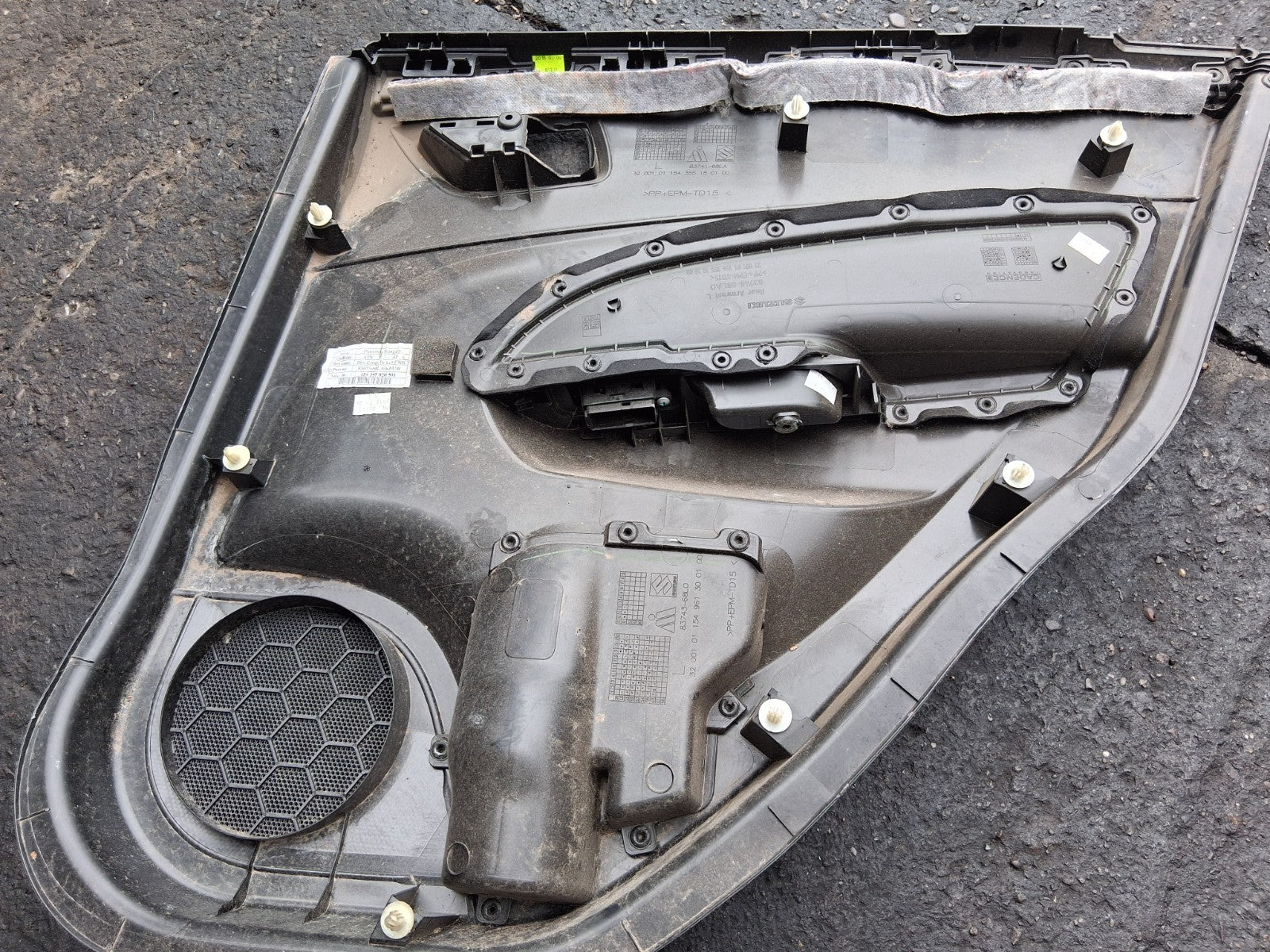 SUZUKI SWIFT MK3 2016 NSR PASSENGER SIDE REAR LEFT DOOR CARD PANEL