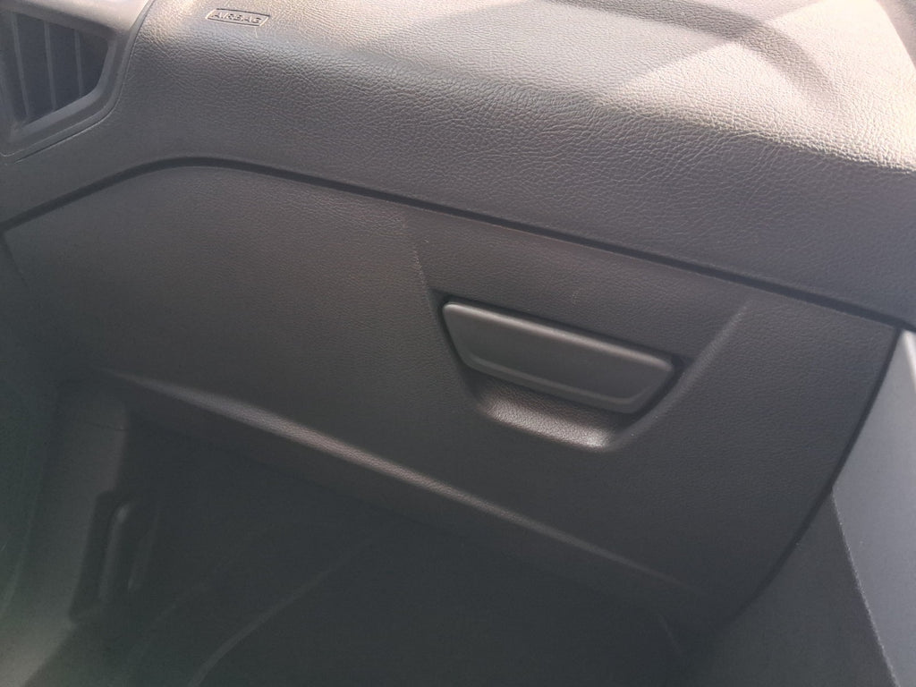 2015 FORD FOCUS MK3 FRONT INTERIOR PASSENGER GLOVE BOX