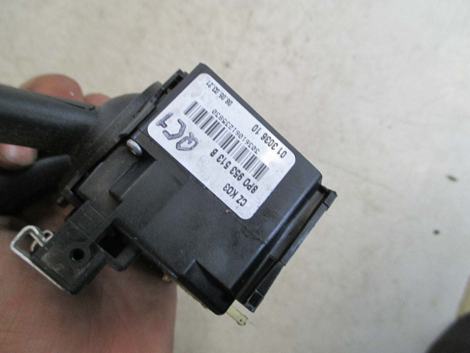 AUDI A3 2006 8P FRONT WINDSCREEN WIPER CONTROL STALK 8P0953519