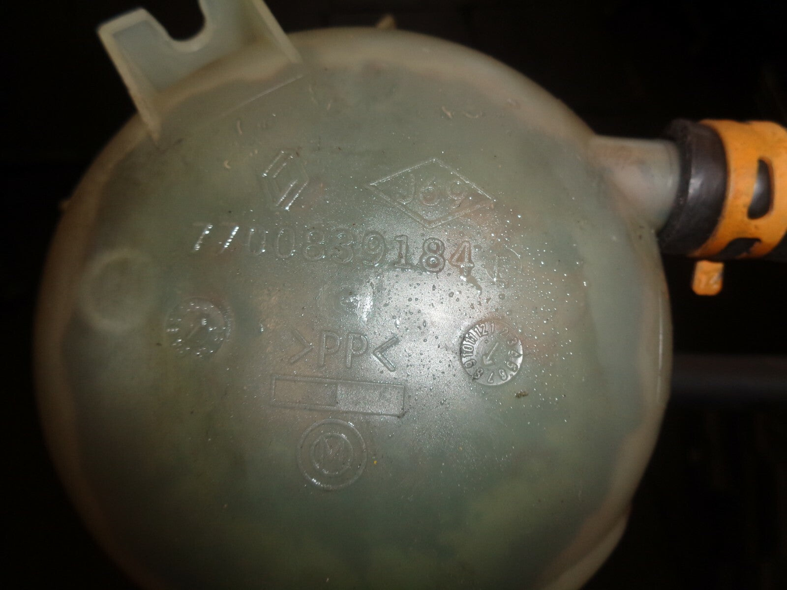 RENAULT MEGANE MK1 2001 COOLANT EXPANSION TANK BOTTLE RESERVOIR 7700839184