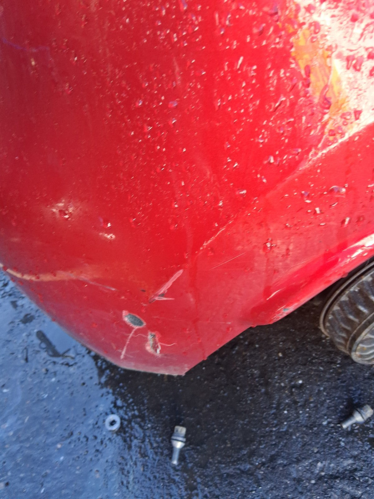 2013 RENAULT CLIO X98 MK4 COMPLETE REAR BUMPER WITH PDC SENSORS RED