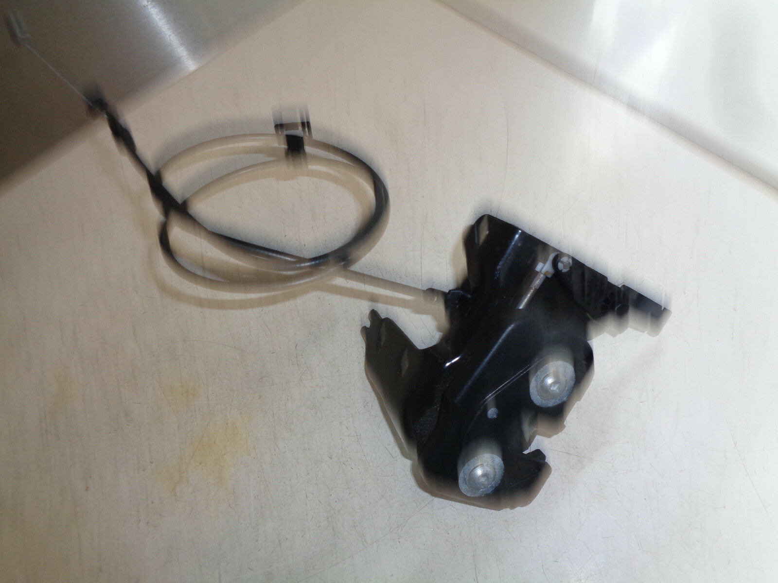 MERCEDES BENZ E CLASS W212 PASSENGER LEFT REAR SEAT LOCK A2129200176