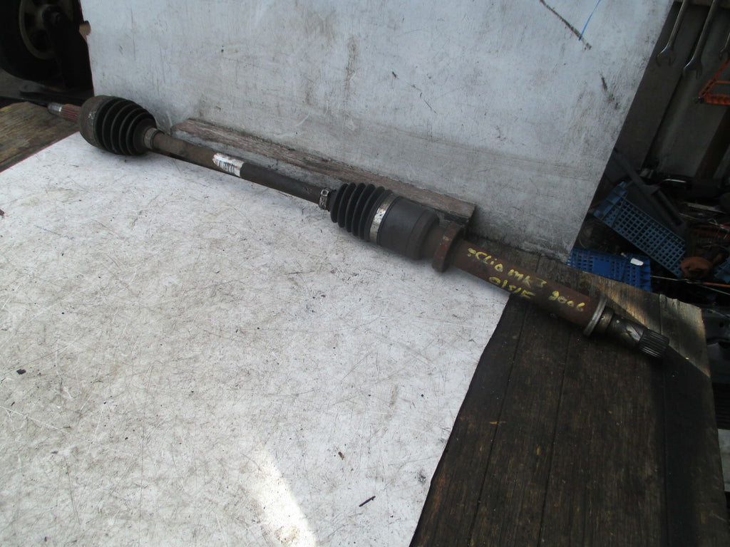 RENAULT CLIO MK3 2006 OSF DRIVER SIDE FRONT DRIVESHAFT