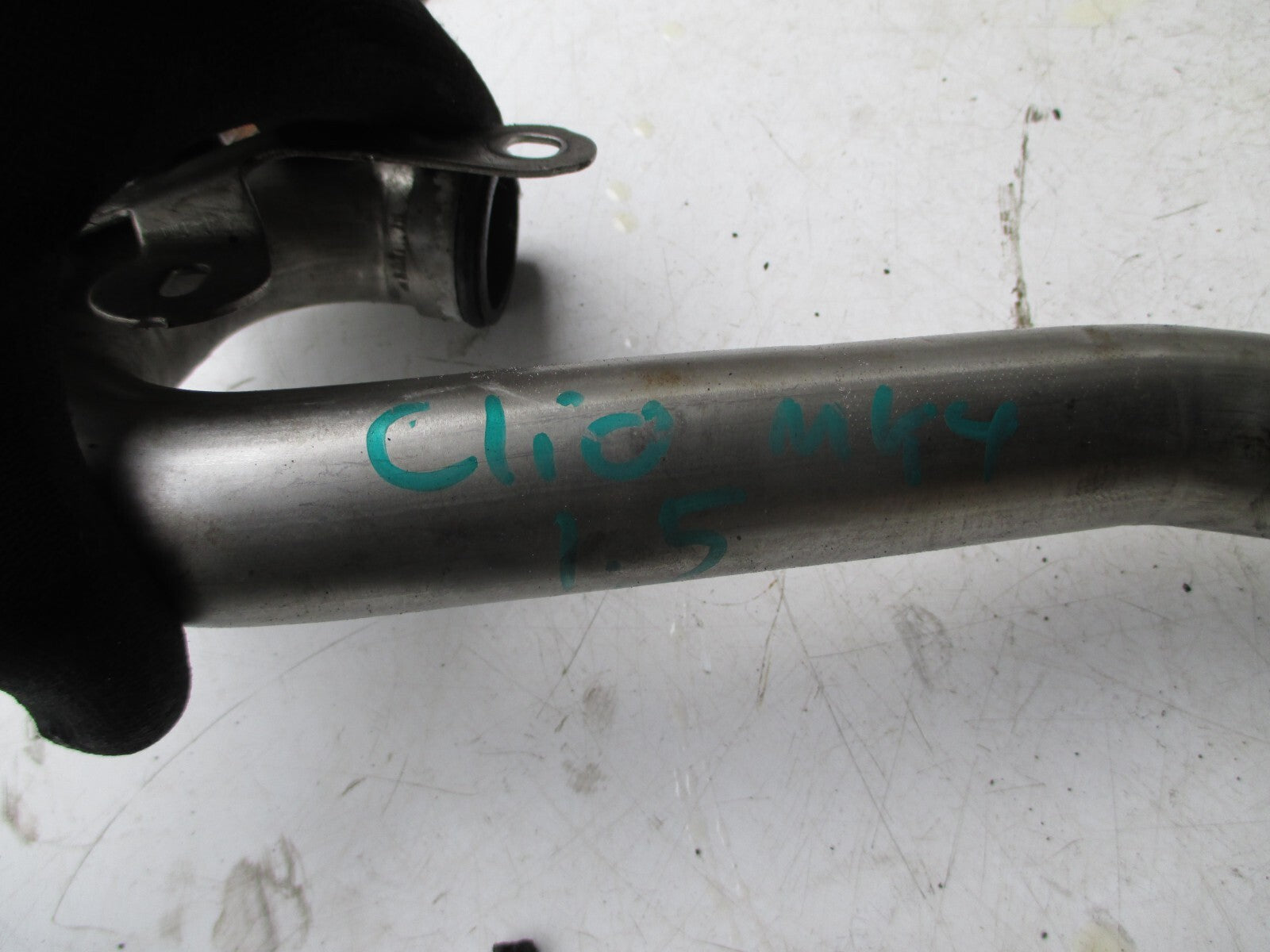 RENAULT CLIO MK4 2015 1.5 DIESEL GAS RECIRCULATION EGR VALVE HOUSING 147173974R
