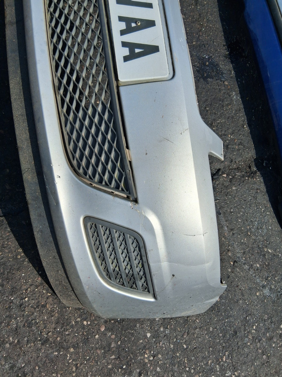 2006 FORD FIESTA MK6 COMPLETE FRONT BUMPER SILVER