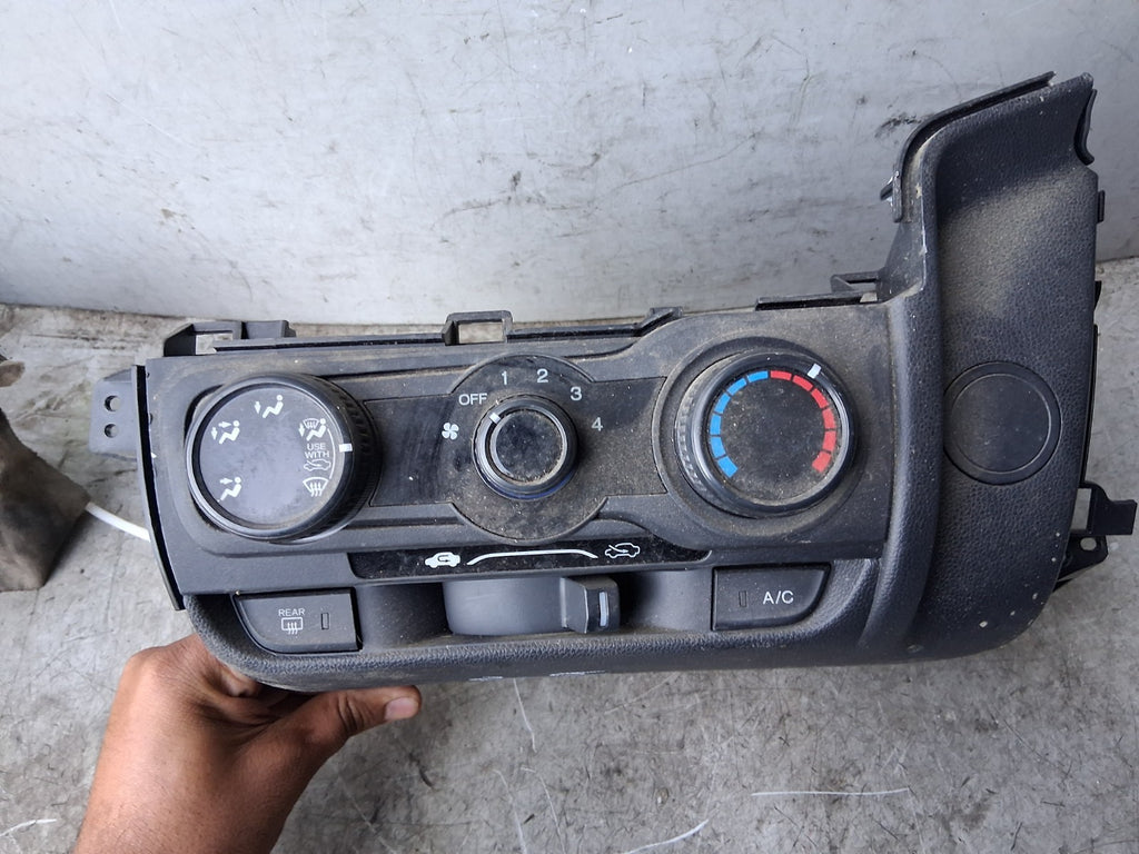 HONDA JAZZ 2019 MK4 HEATER AC CLIMATE CONTROL SWITCH PANEL