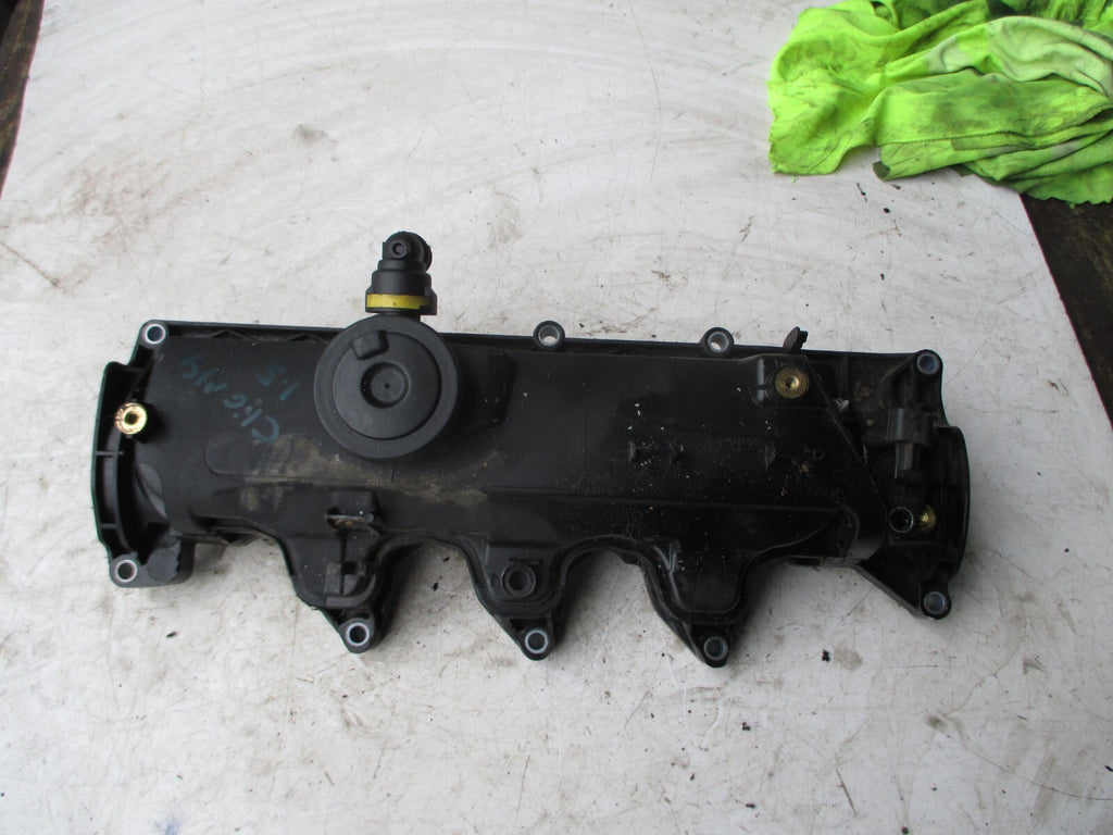 RENAULT CLIO MK4 2015 1.5 DIESEL TOP ENGINE ROCKER VALVE COVER 8200629199