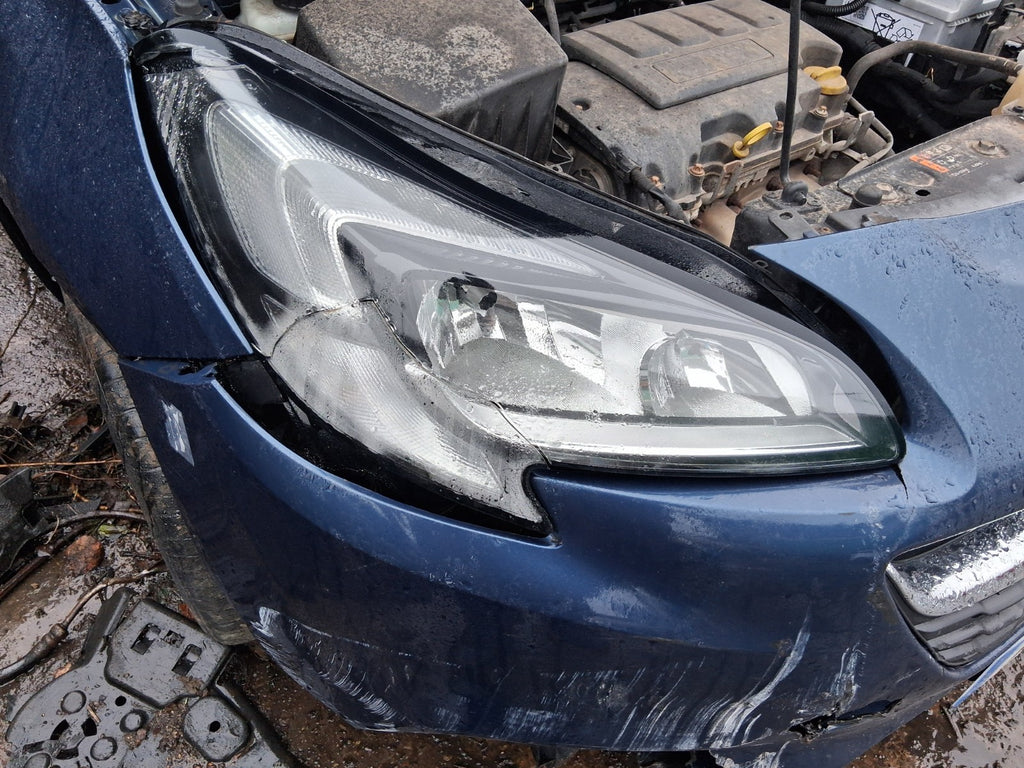2017 VAUXHALL CORSA E OSF DRIVER SIDE FRONT RIGHT HEADLIGHT DAMAGED 39108229