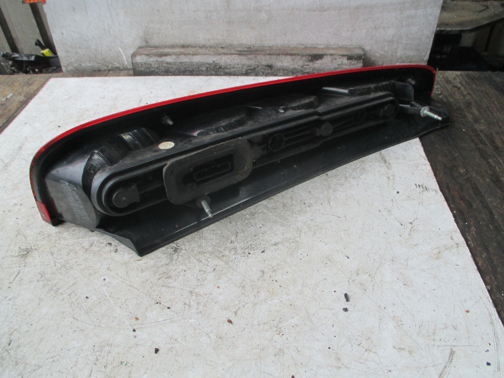 FORD FOCUS C MAX MK1 2004 OSR DRIVER SIDE REAR TAIL LIGHT