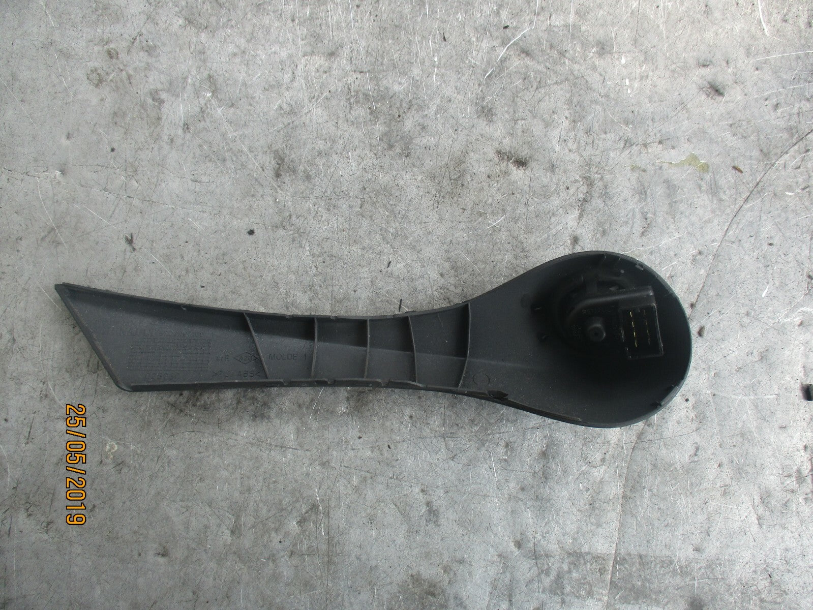 RENAULT MEGANE MK2 ELECTRIC MIRROR CONTROL SWITCH 8200297165