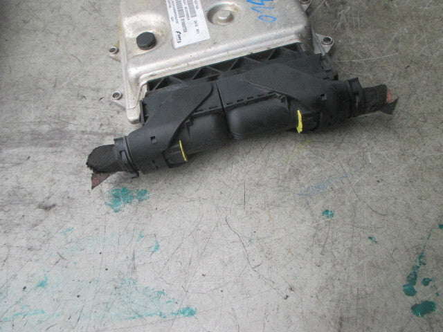FIAT DOBLO 2013 ECU ENGINE CONTROL MODULE 51880759