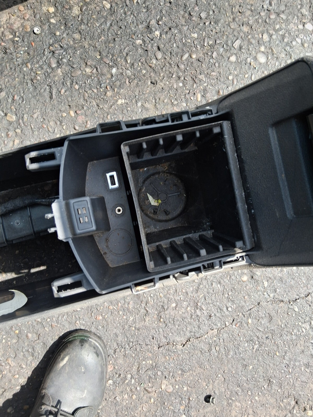 2013 FORD KUGA MK2 CENTRE CONSOLE TRIM ARM REST & USB WIRING LOOM CV6T15K857MED