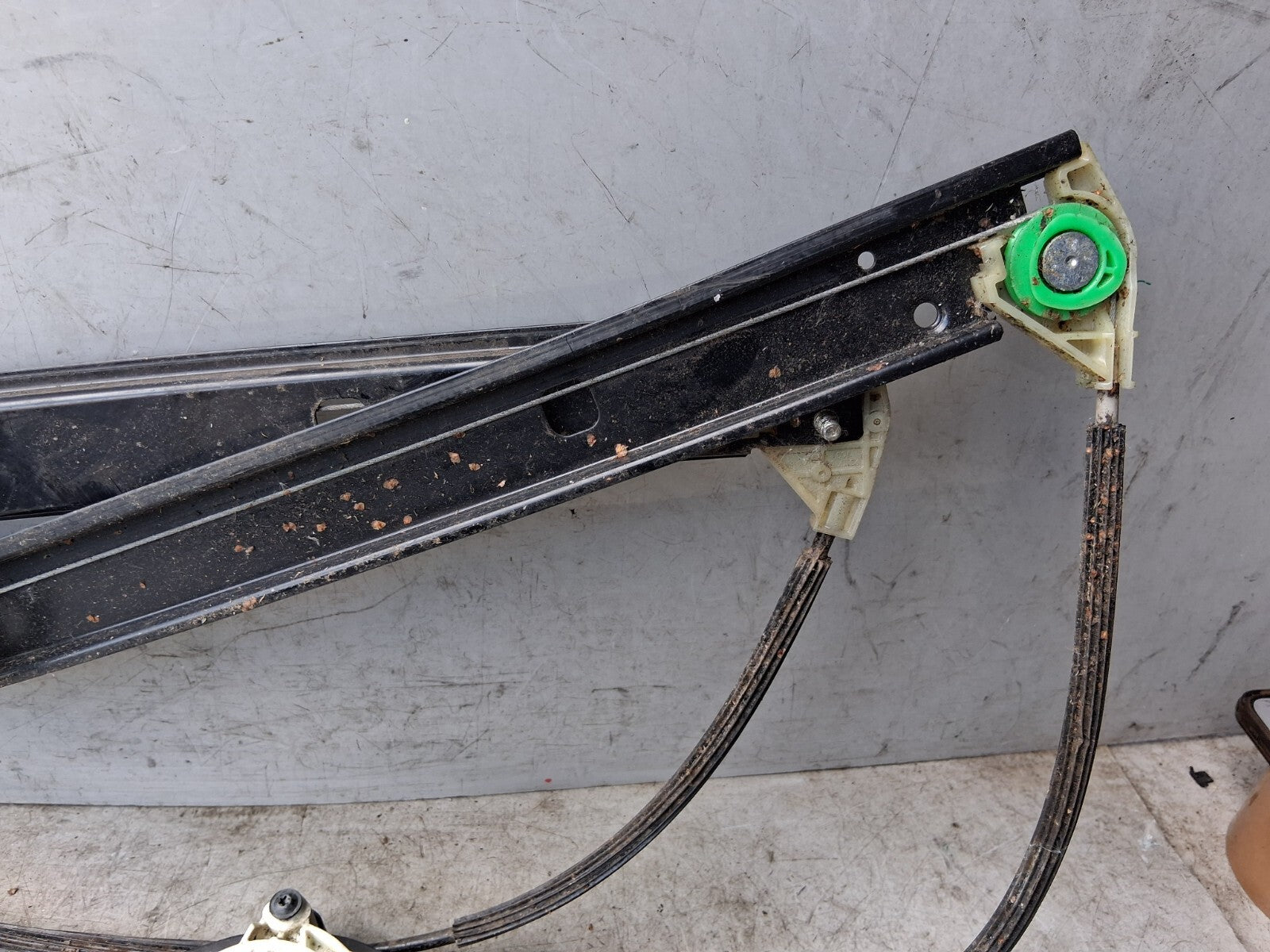 2011 AUDI A4 CENTRE OSF DRIVER SIDE FRONT WINDOW MOTOR & REGULATOR 8K0959802R