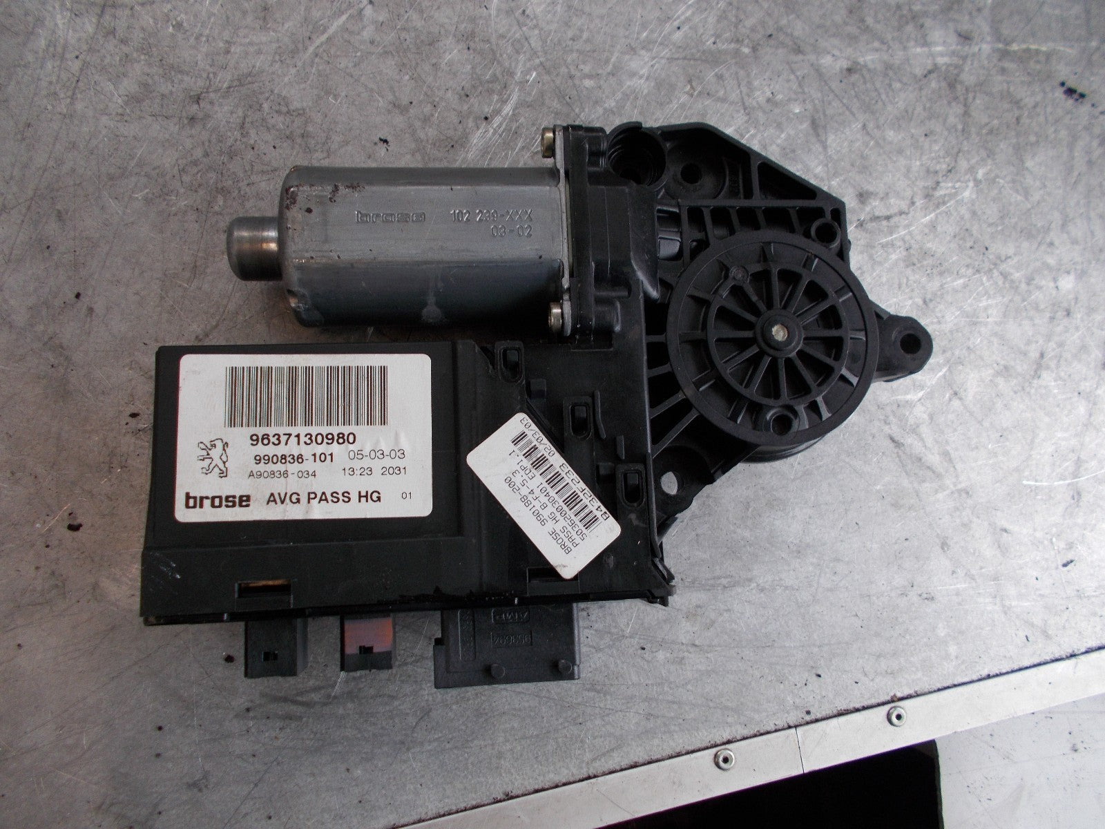 2003 PEUGEOT 307 SW EST 5DR NSF PASSENGER SIDE FRONT WINDOW MOTOR 9637130980