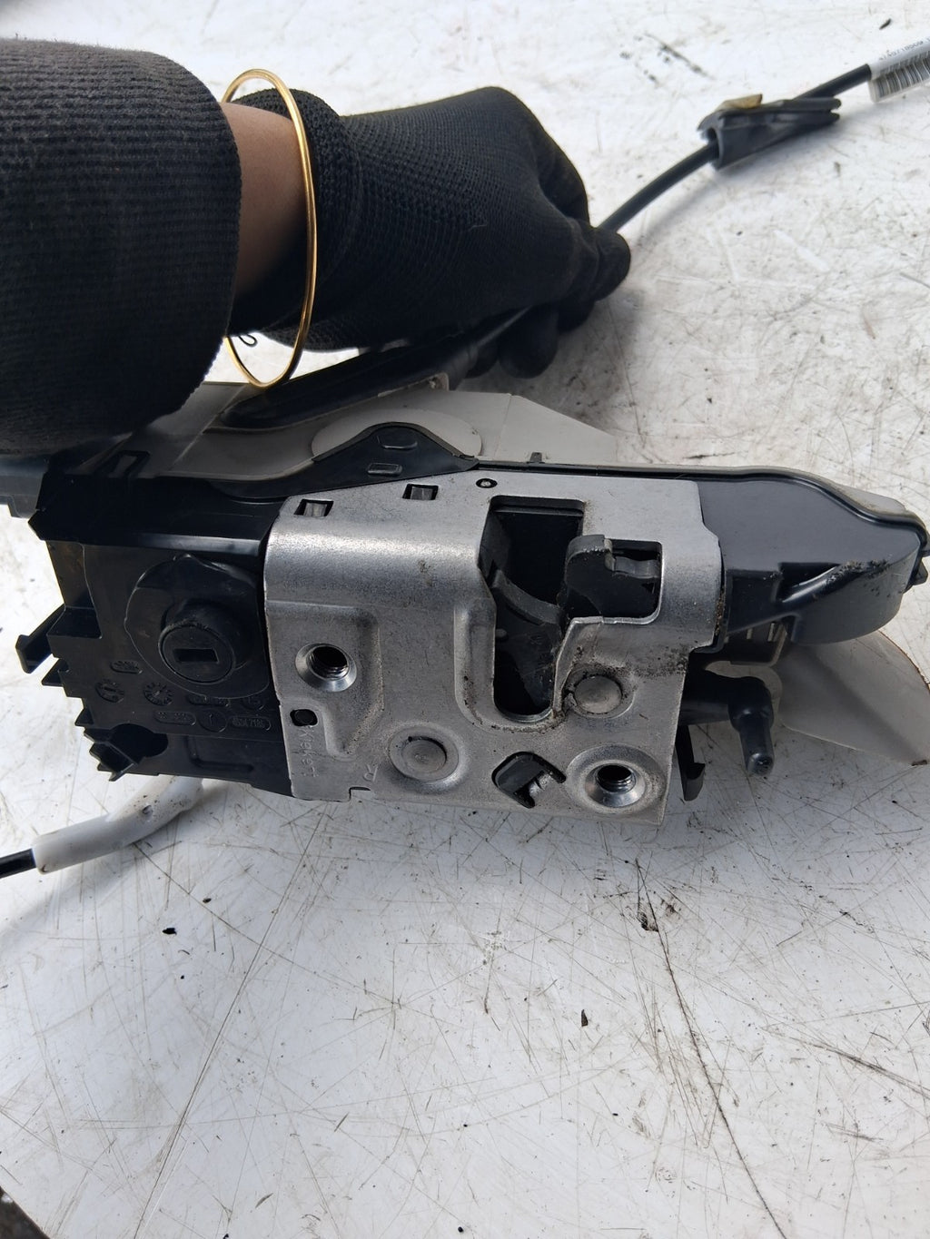 2017 PEUGEOT 20 DOOR LOCK MECH 9812501080