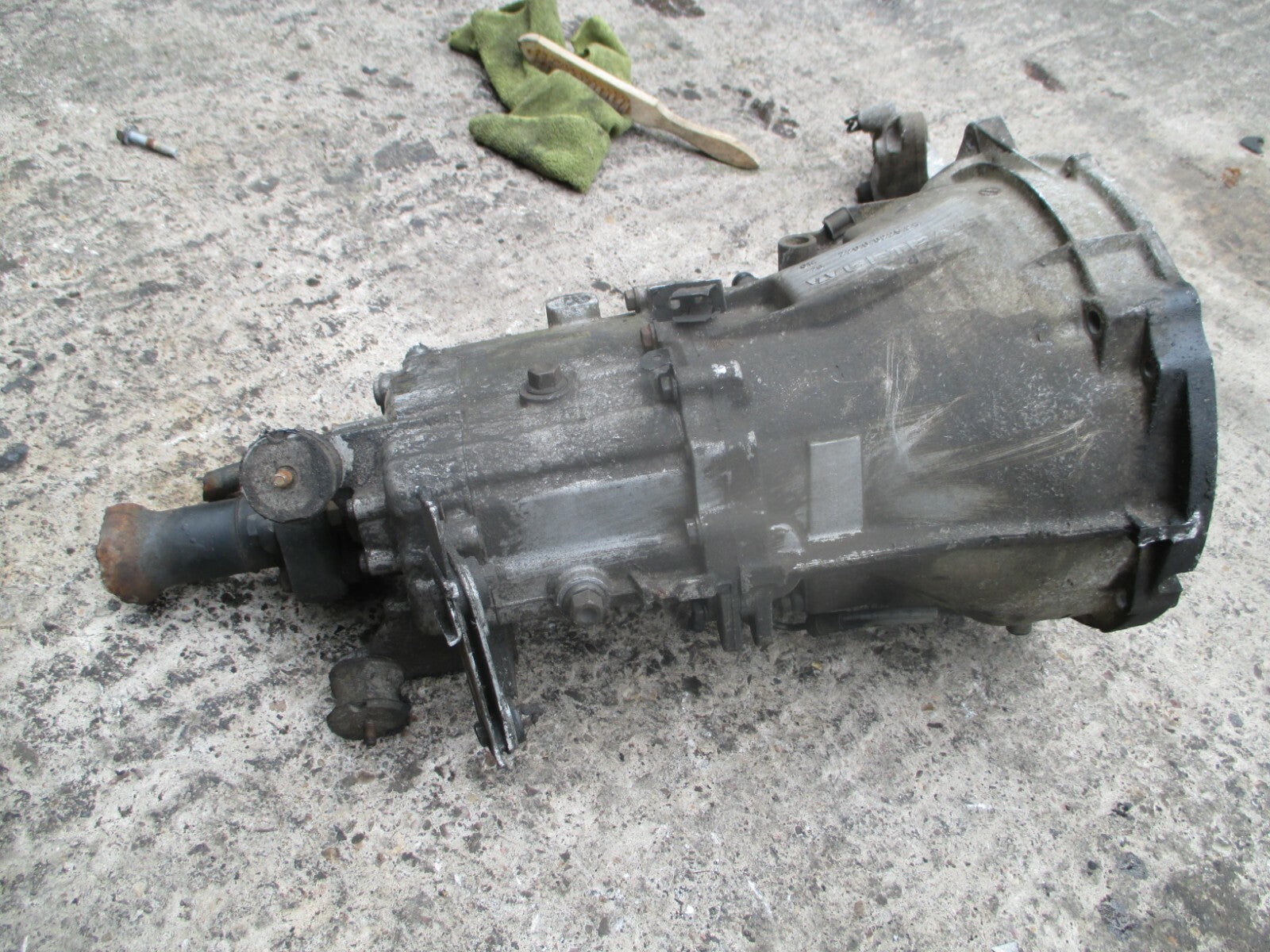 BMW 3 SERIES E46 2004 MANUAL GEARBOX TRANSMISSION 5 SPD 2200022598 14342929 GB13