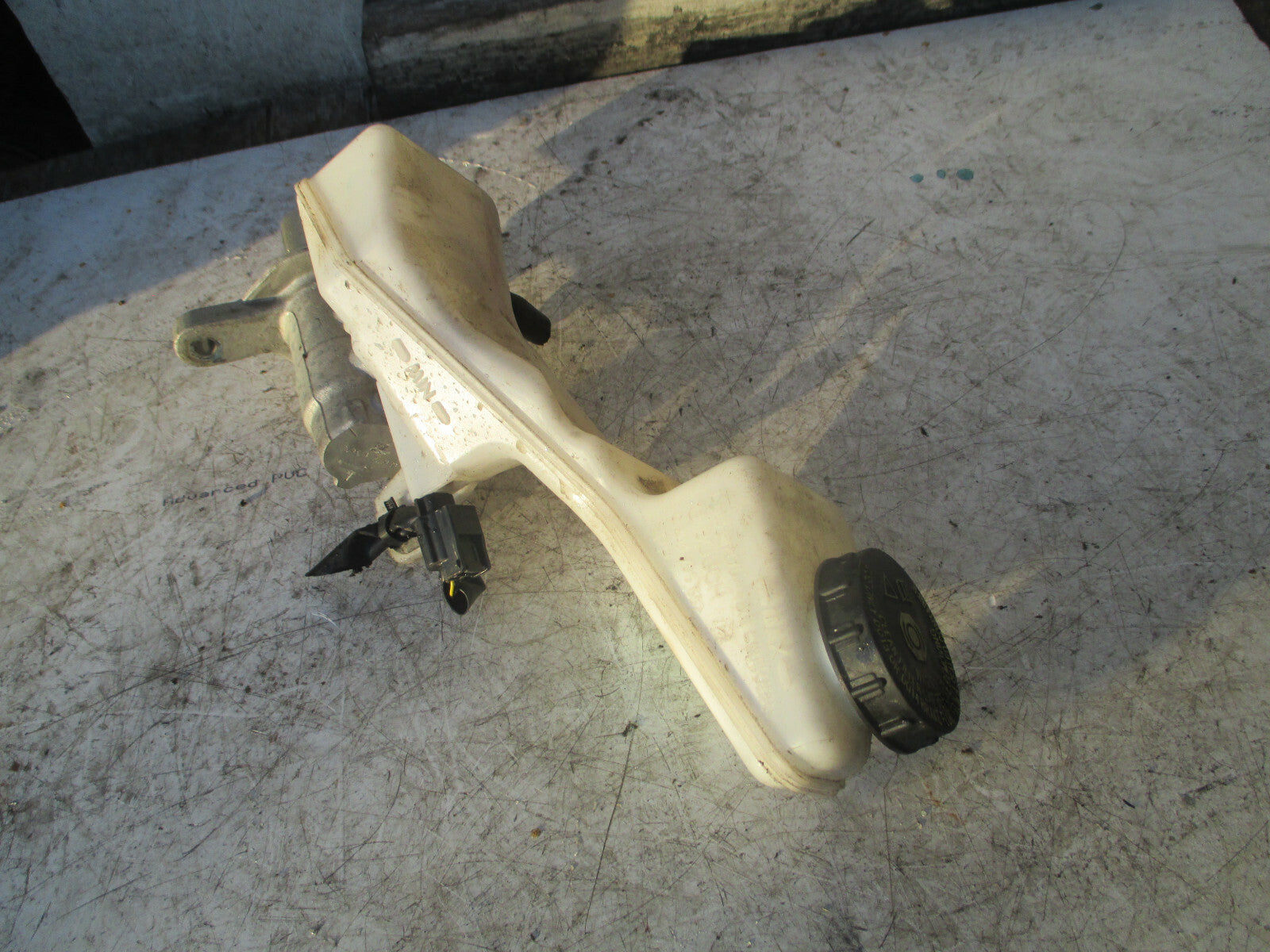 NISSAN QASHQAI J11 2018 1.5 DIESEL BRAKE MASTER CYLINDER