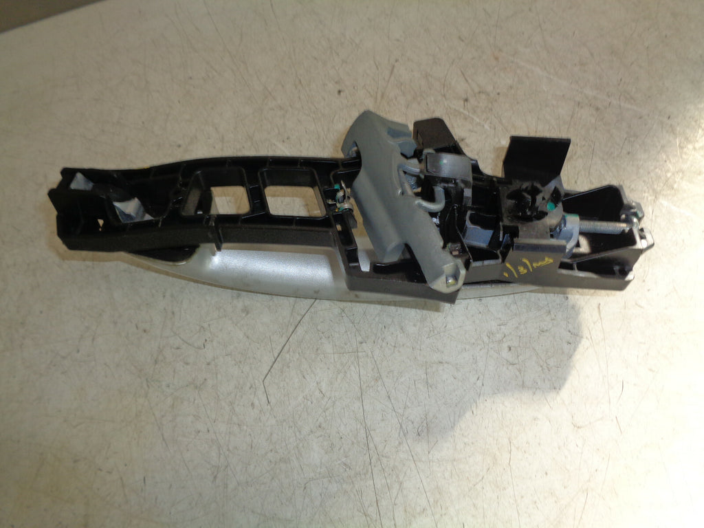 FORD ECOSPORT 2018 OSR DRIVER SIDE REAR EXTERIOR DOOR HANDLE SILVER MOON