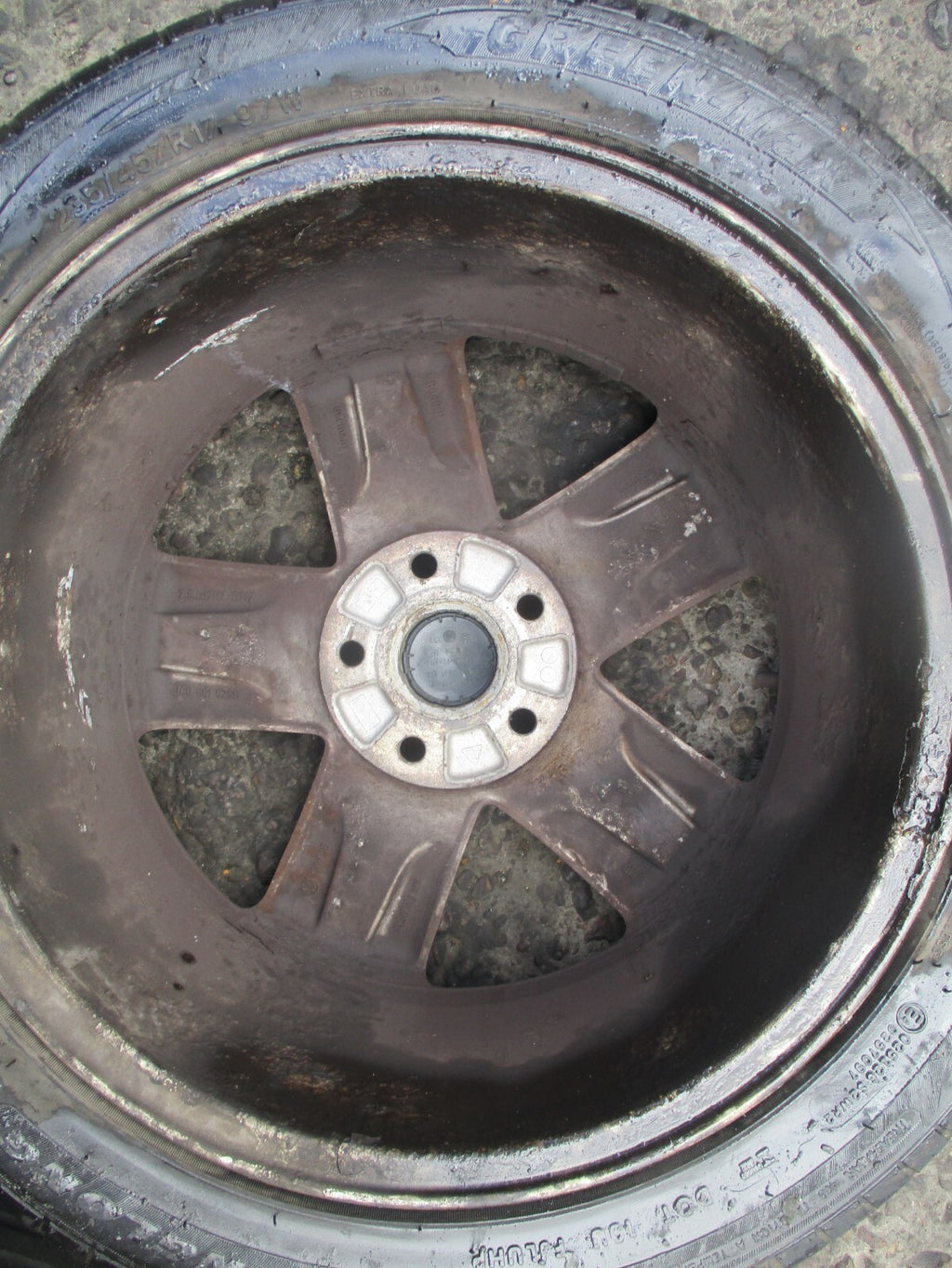 VW VOLKSWAGEN PASSAT 2006 B6 SALOON ALLOY WHEEL WITH 17 INCH TYRE
