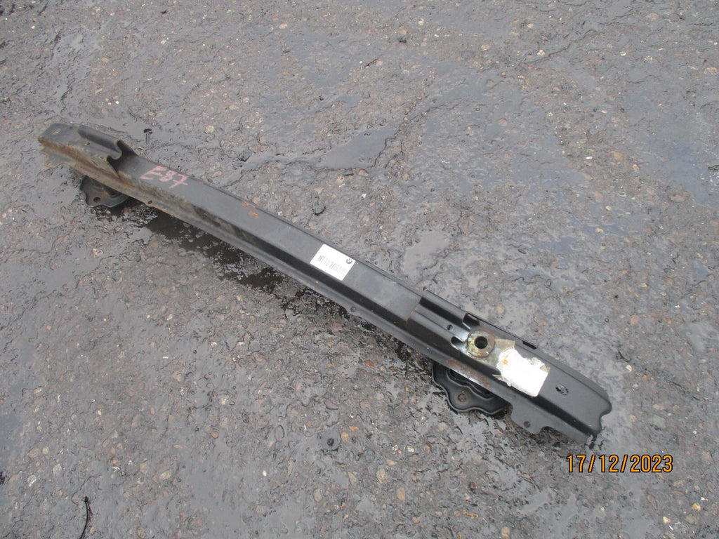 BMW 1 SERIES E87 2010 REAR BUMPER REINFORCEMENT CRASH BAR