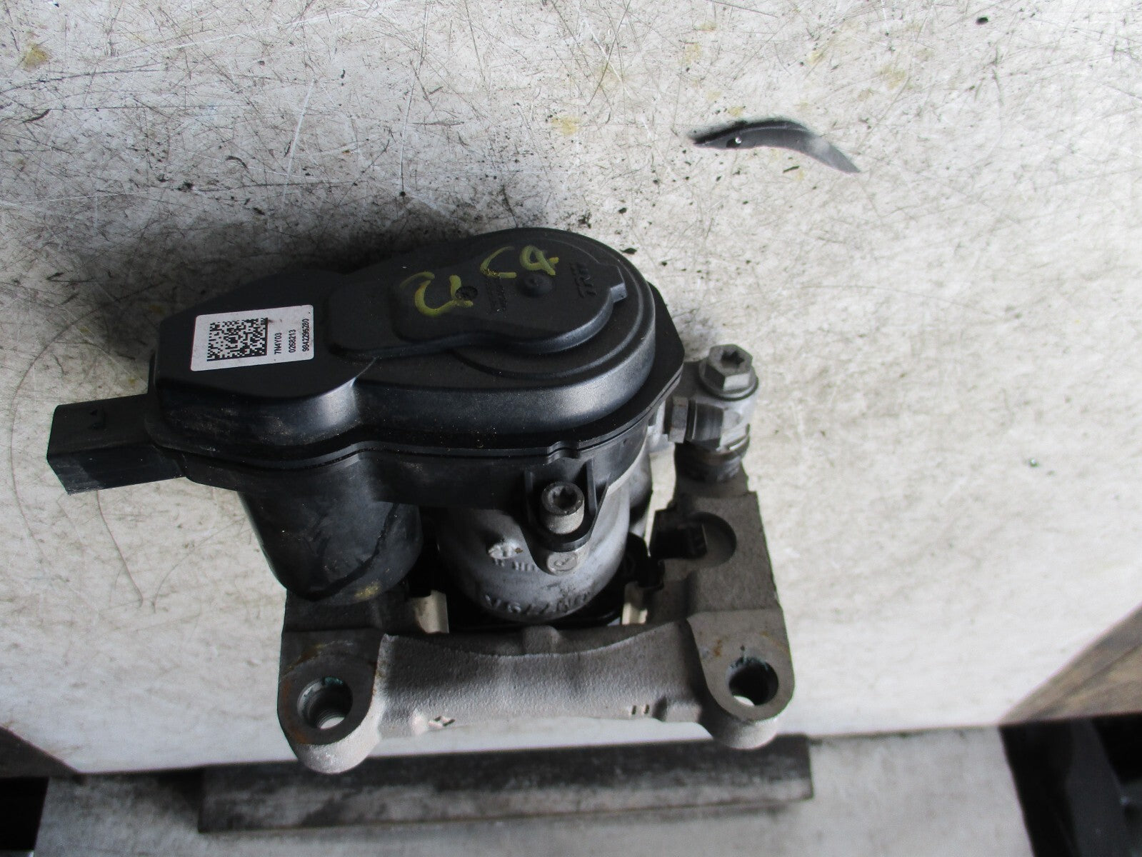 CITROEN C4 2021 LEFT REAR BRAKE CALIPER 9842295280