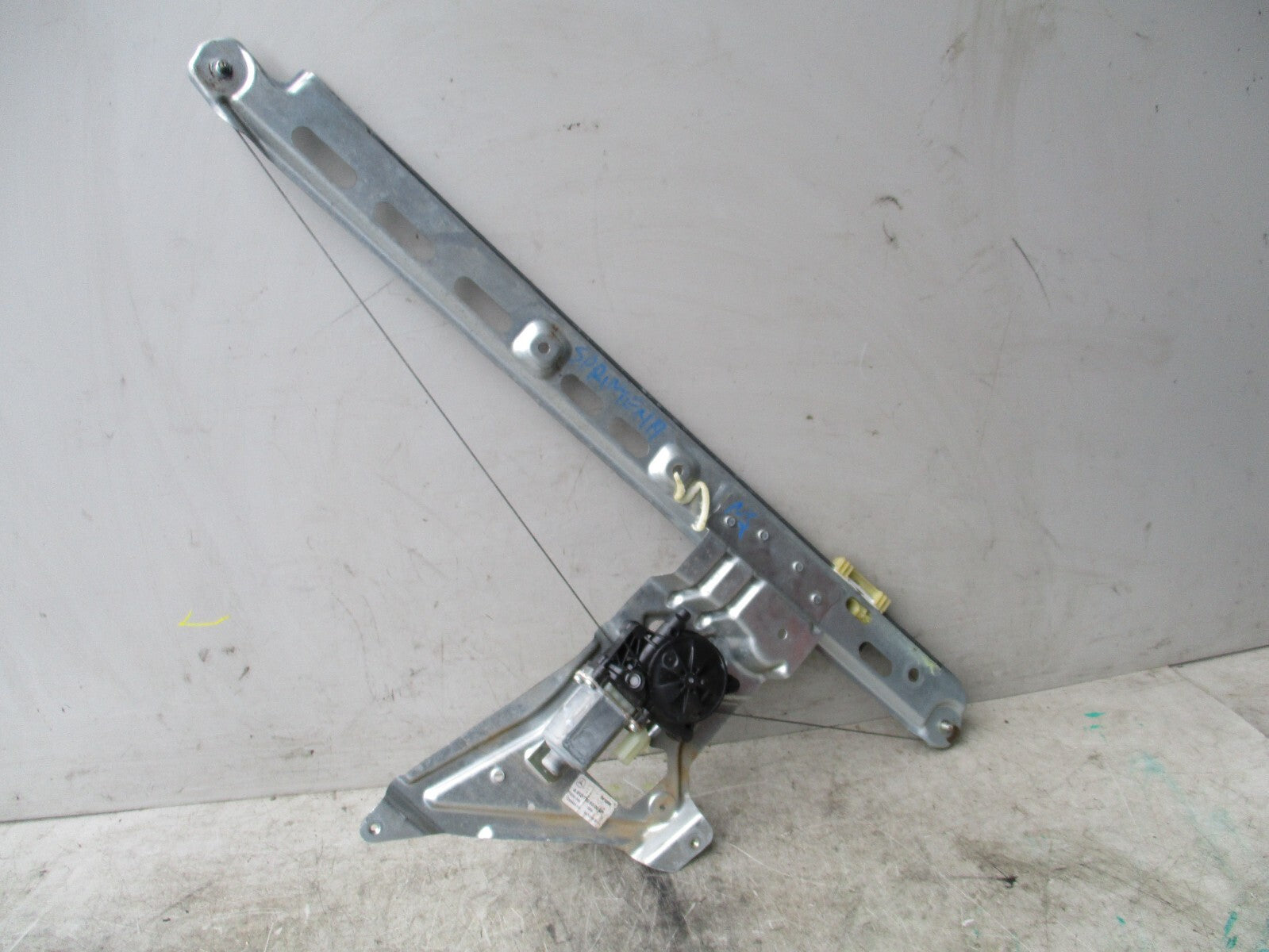 MERCEDES SPRINTER W907 2019 NS PASSENGER SIDE WINDOW MOTOR REGULATOR A9107201000