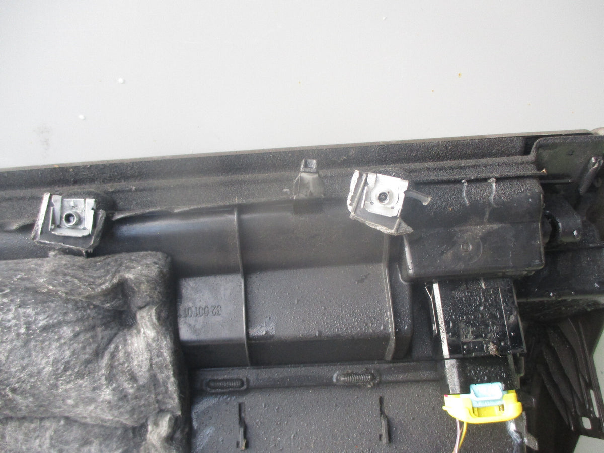AUDI A4 B8 2013 GLOVE BOX STORAGE COMPARTMENT 8K2857035B