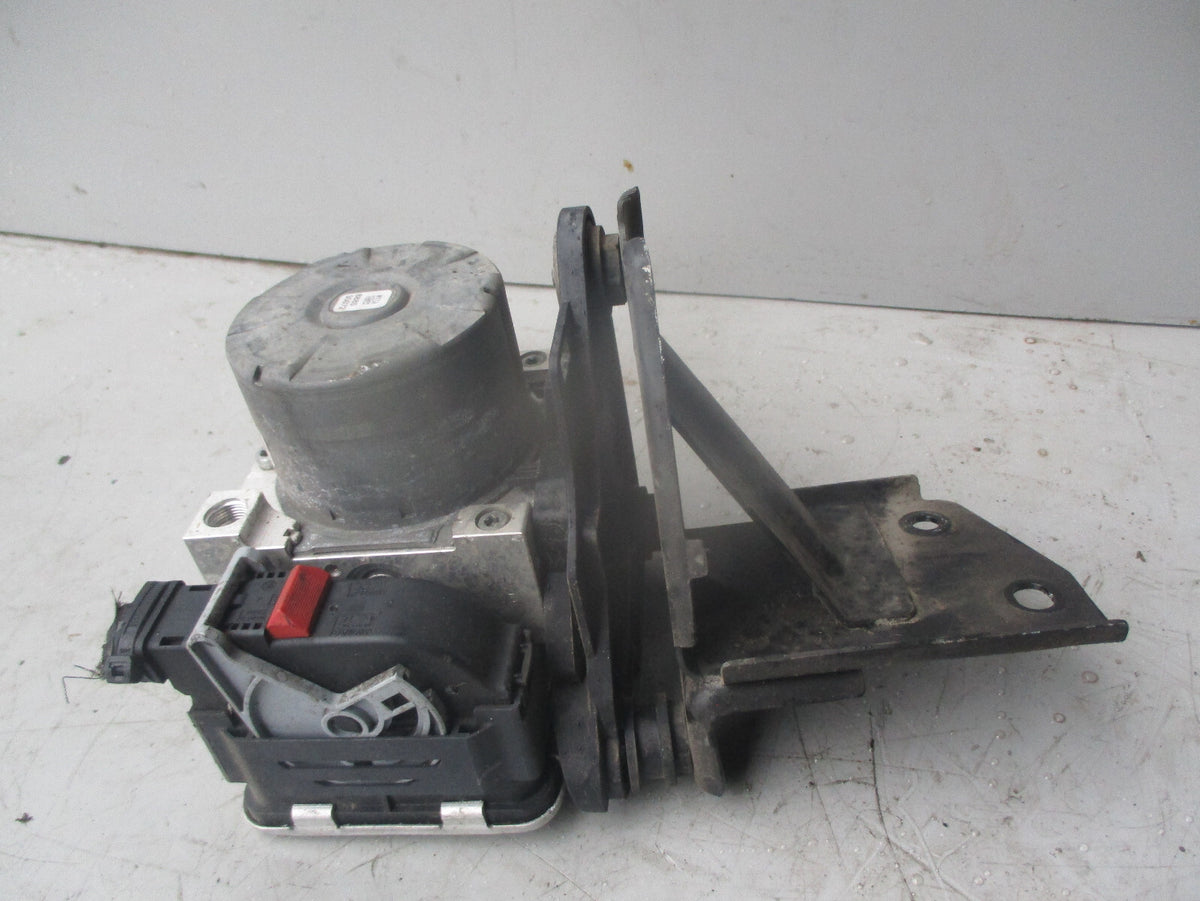VW GOLF MK7 2018 ABS PUMP MODULE 5Q0614517CQ