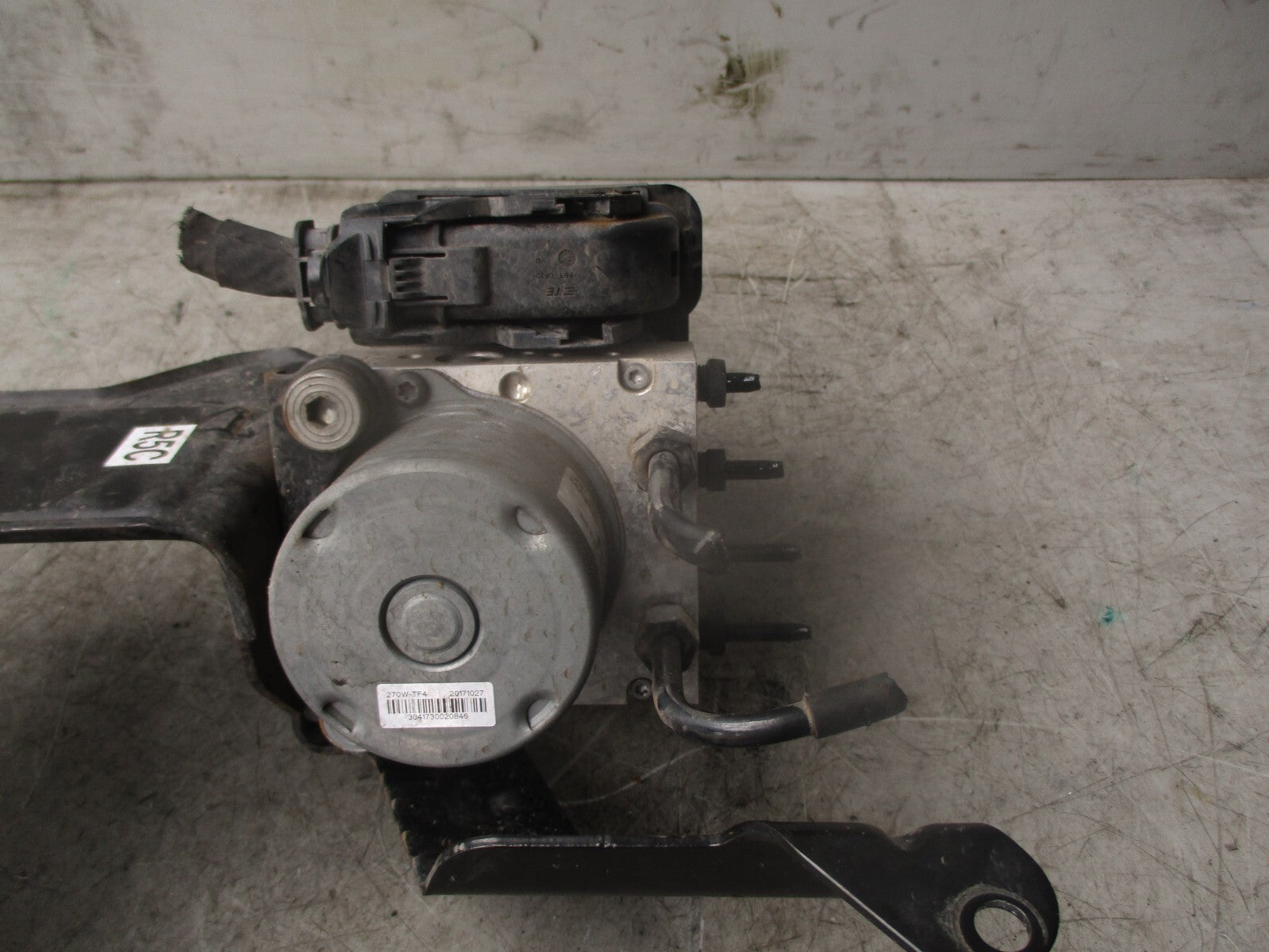 2018 KIA STONIC 1.0 PETROL ABS PUMP CONTROL MODULE 58920H8760