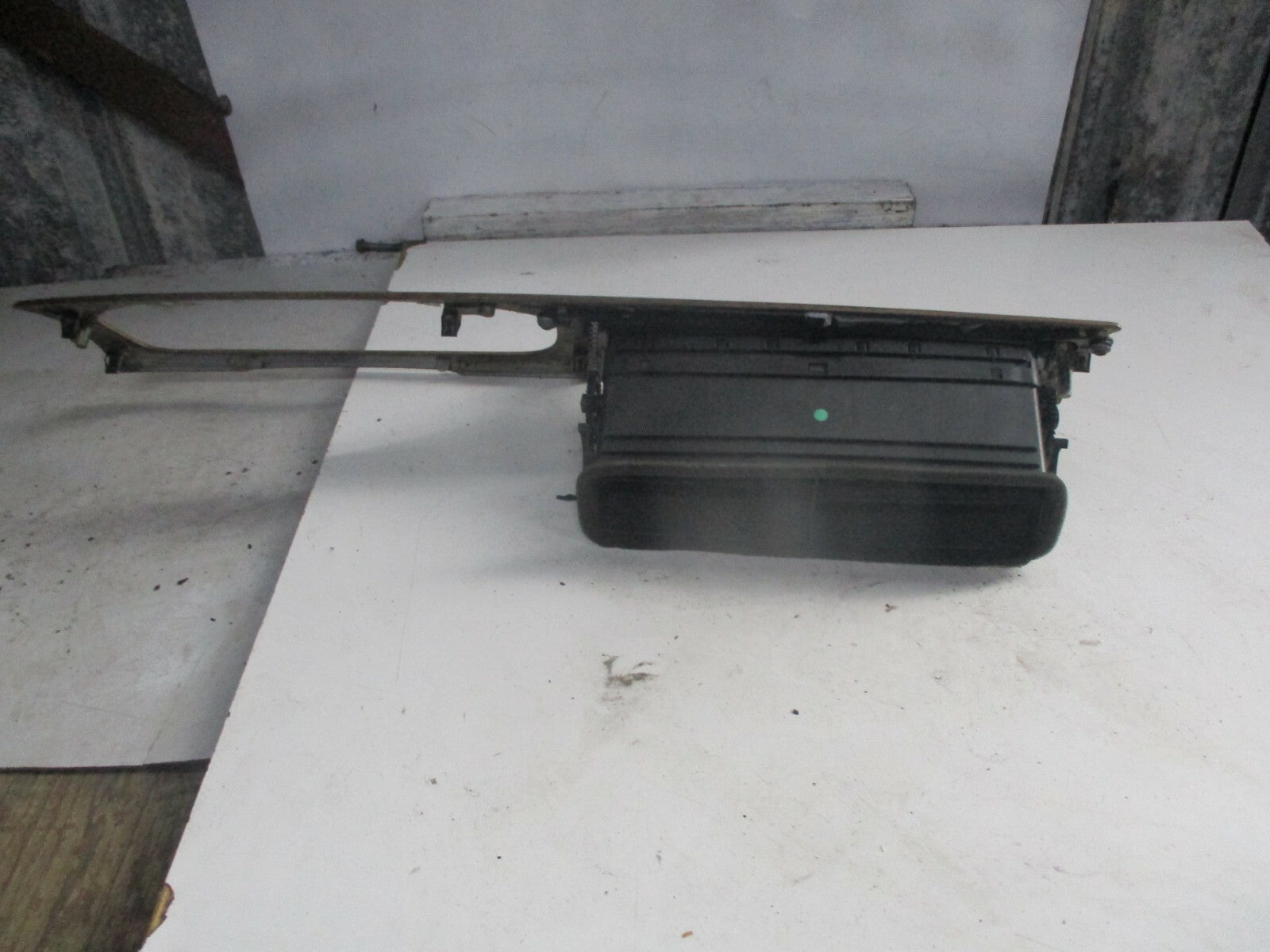 JAGUAR X TYPE 2004 CENTRE AIR VENT SURROUND TRIM LIGHT WOOD GRAIN 1X436770AM