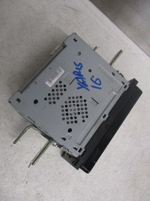 TOYOTA YARIS MK3 2016 RADIO STEREO HEAD UNIT 0860500A50