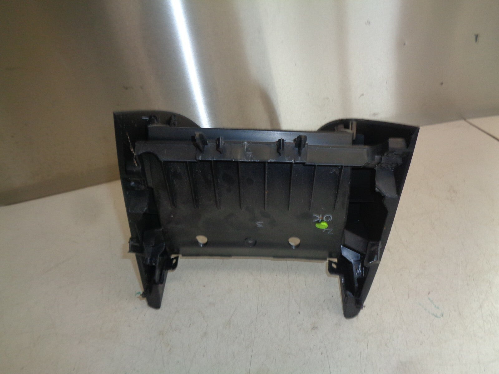 VW VOLKSWAGEN POLO 6R MK5 CENTRE CONSOLE GEARSTICK SURROUND TRIM 6R2863680