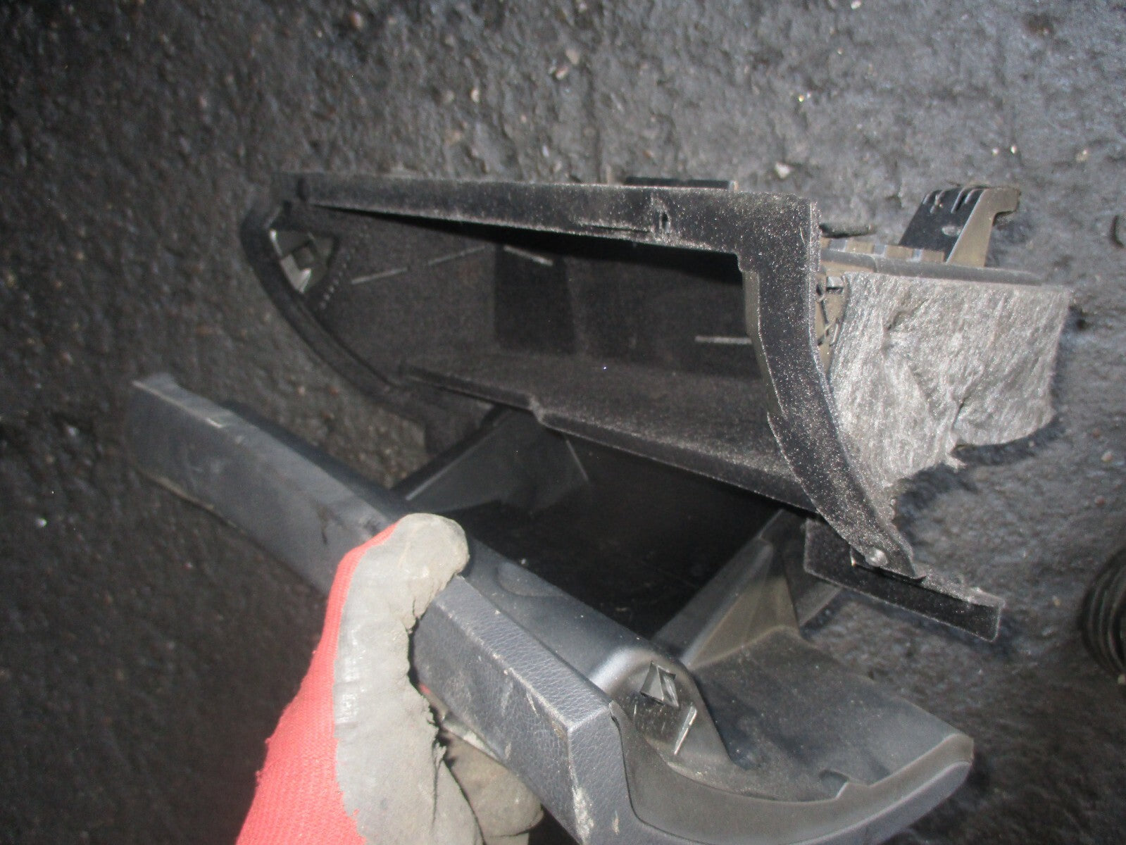 MERCEDES BENZ C CLASS W204 2014 PASSENGER SIDE GLOVEBOX