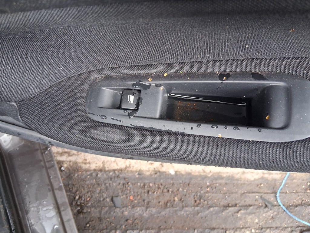 2015 PEUGEOT 308 MK2 ESTATE OSR DRIVER SIDE REAR RIGHT WINDOW CONTROL SWITCH