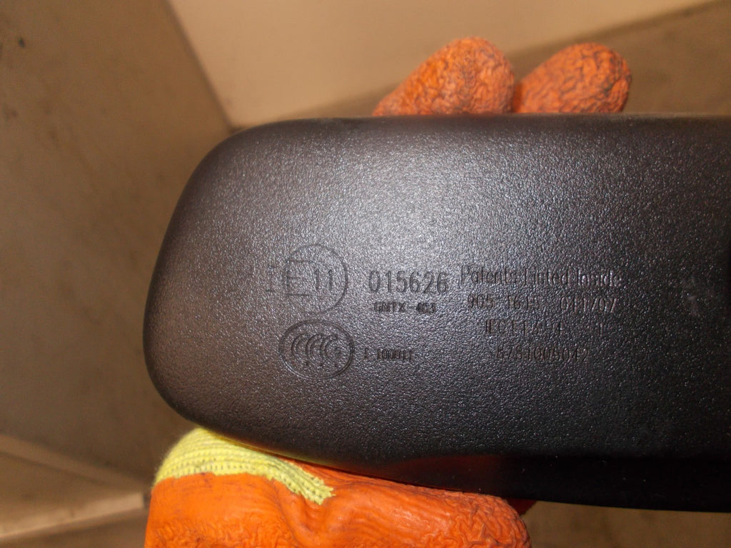 TOYOTA AVENSIS T250 2007 MK2 BLACK REAR VIEW MIRROR