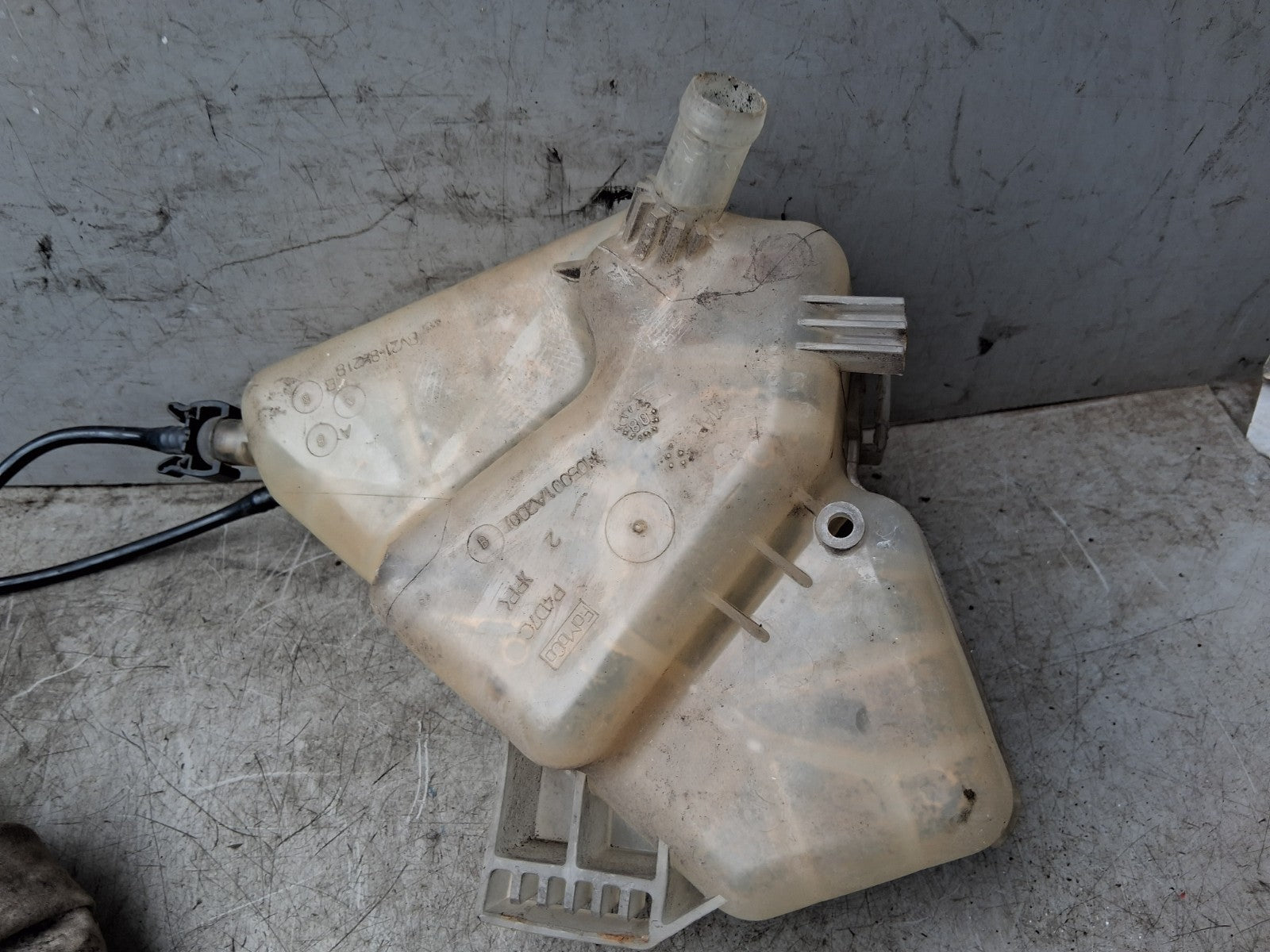 2009 FORD FIESTA MK7 1.6 PETROL WATER EXPANSION COOLANT OVERFLOW TANK 8V218K218