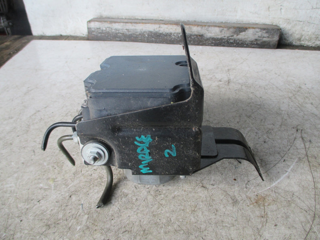 MITSUBISHI MIRAGE 2 2015 MK6 ABS PUMP CONTROL MODULE 4670A738