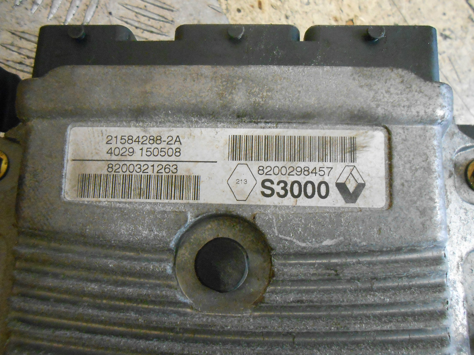 RENAULT SCENIC MK2 2004 1.6 ECU ELECTRONIC ENGINE CONTROL UNIT 8200298457