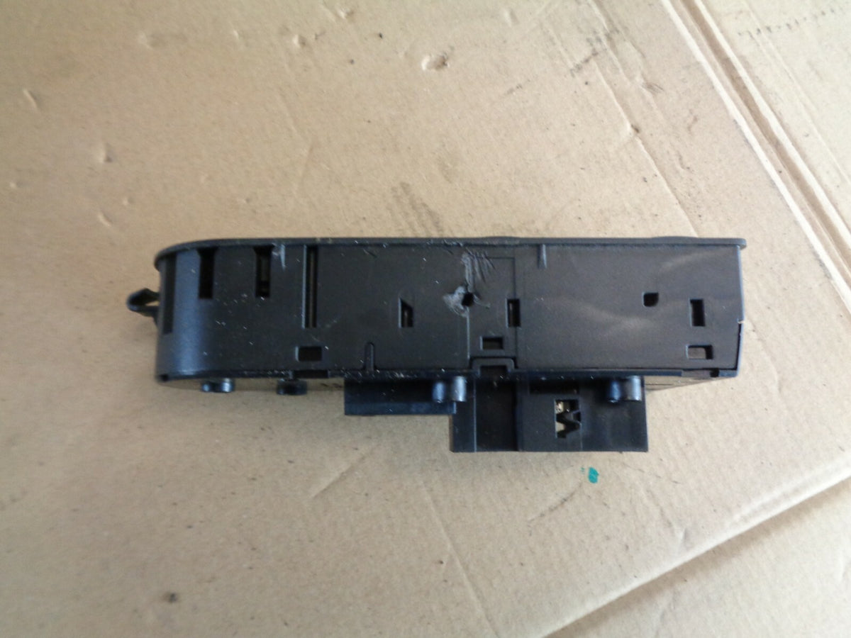 VAUXHALL ZAFIRA B 2010 DRIVER SIDE FRONT 4 WAY WINDOW MIRROR SWITCH 13209204