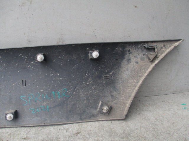 2020 MERCEDES SPRINTER W907 NSR PASSENGER SIDE PROTECTIVE STRIP A9106906300