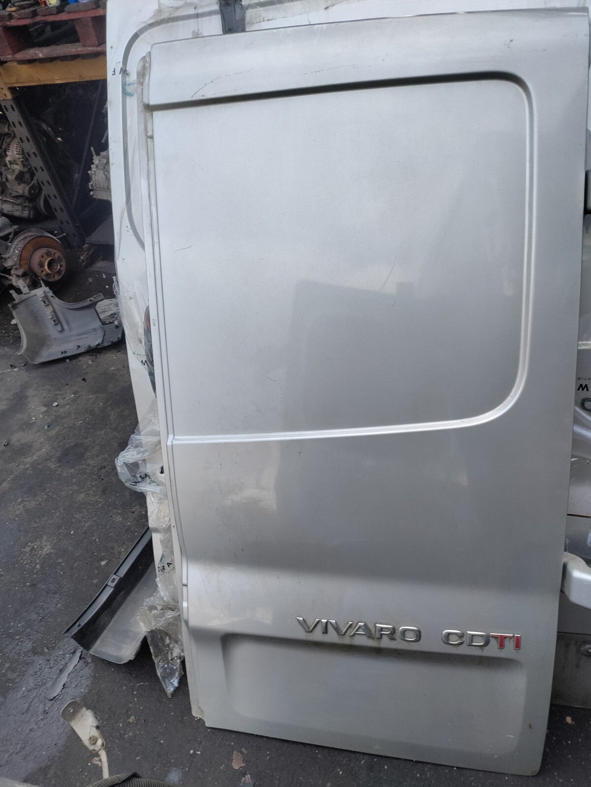 VAUXHALL VIVARO MK1 2012 OSR DRIVER SIDE REAR DOOR SILVER