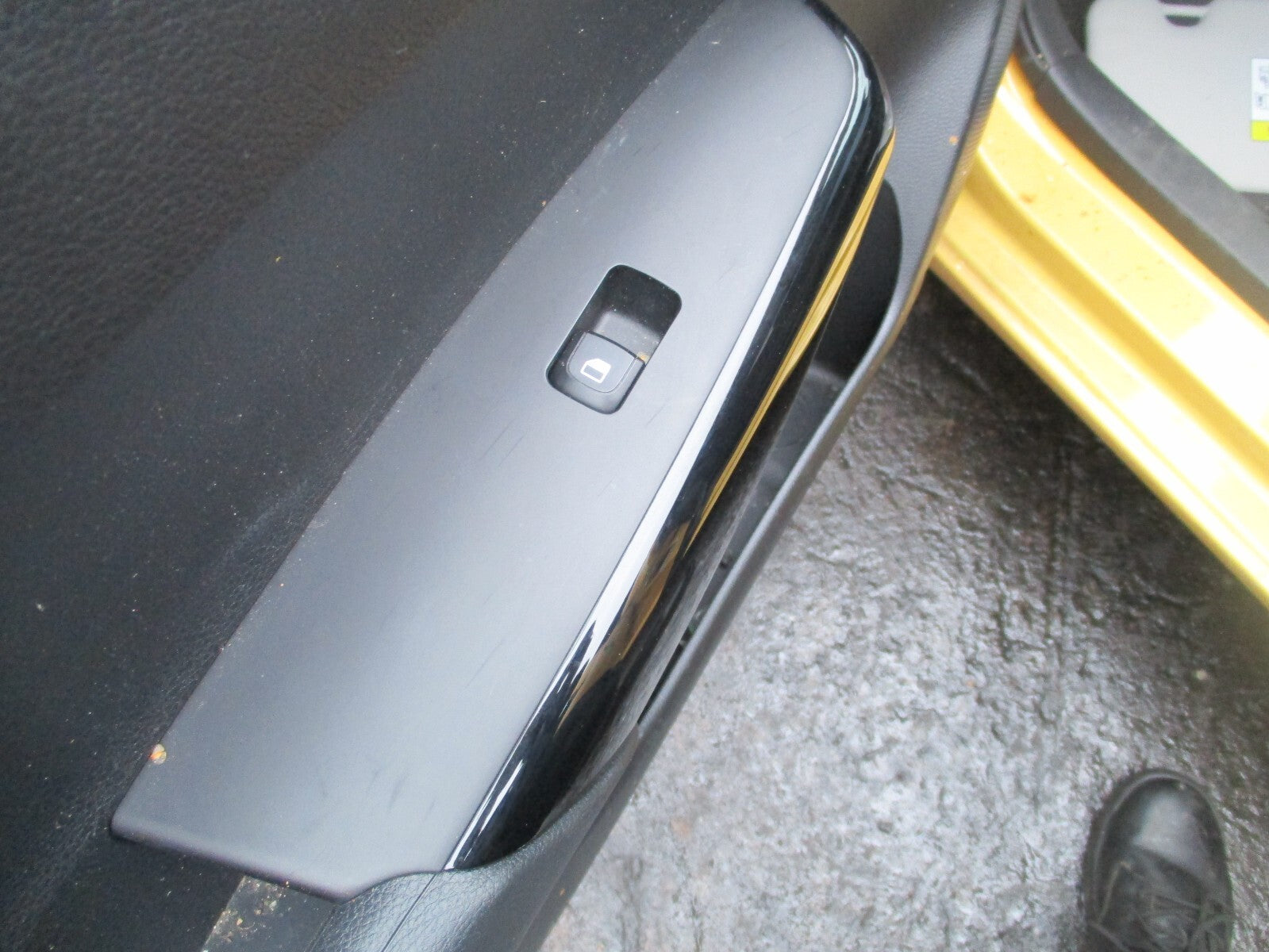 2023 KIA PICANTO MK3 JA NSF PASSENGER SIDE FRONT WINDOW SWITCH