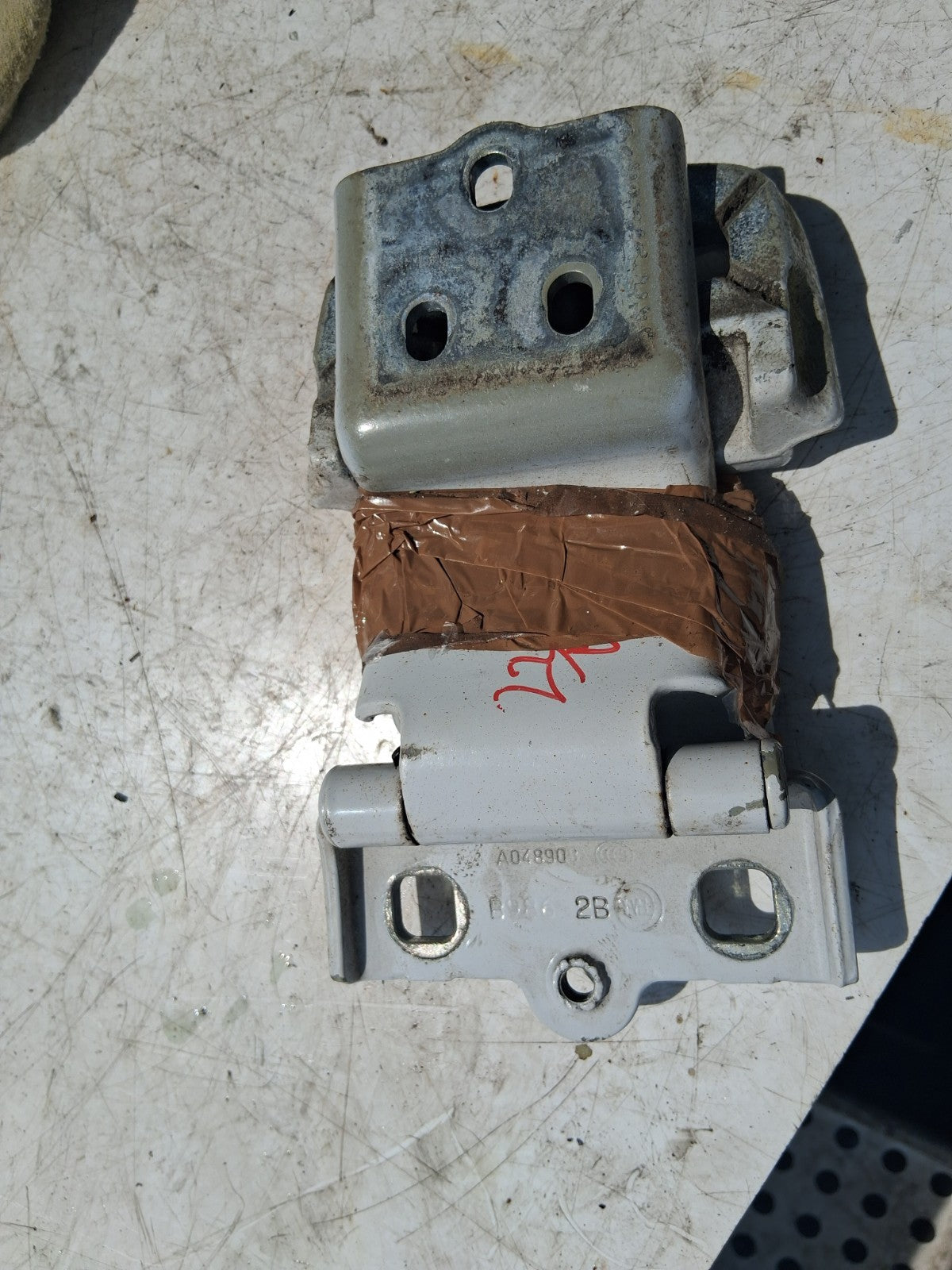 2023 VAUXHALL MOVANO C MK3 OSR DRIVER SIDE REAR DOOR PAIR OF HINGES A048903