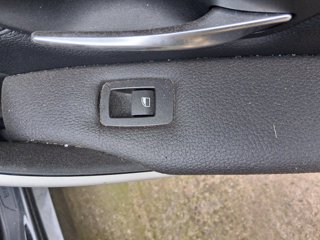 2015 BMW 3 SERIES F30 ESTATE OSR DRIVER SIDE REAR RIGHT WINDOW CONTROL SWITCH
