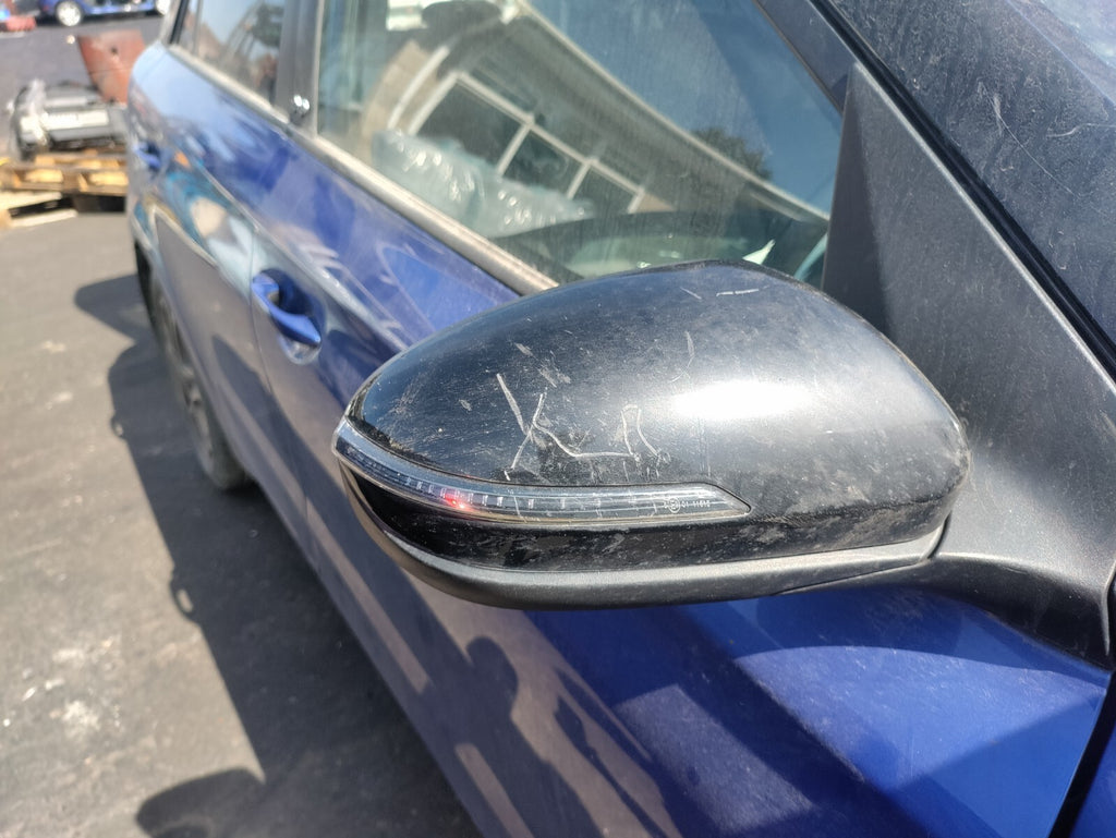 2019 HYUNDAI I20 MK2 FACELIFT OSF DRIVER SIDE RIGHT WING MIRROR BLACK