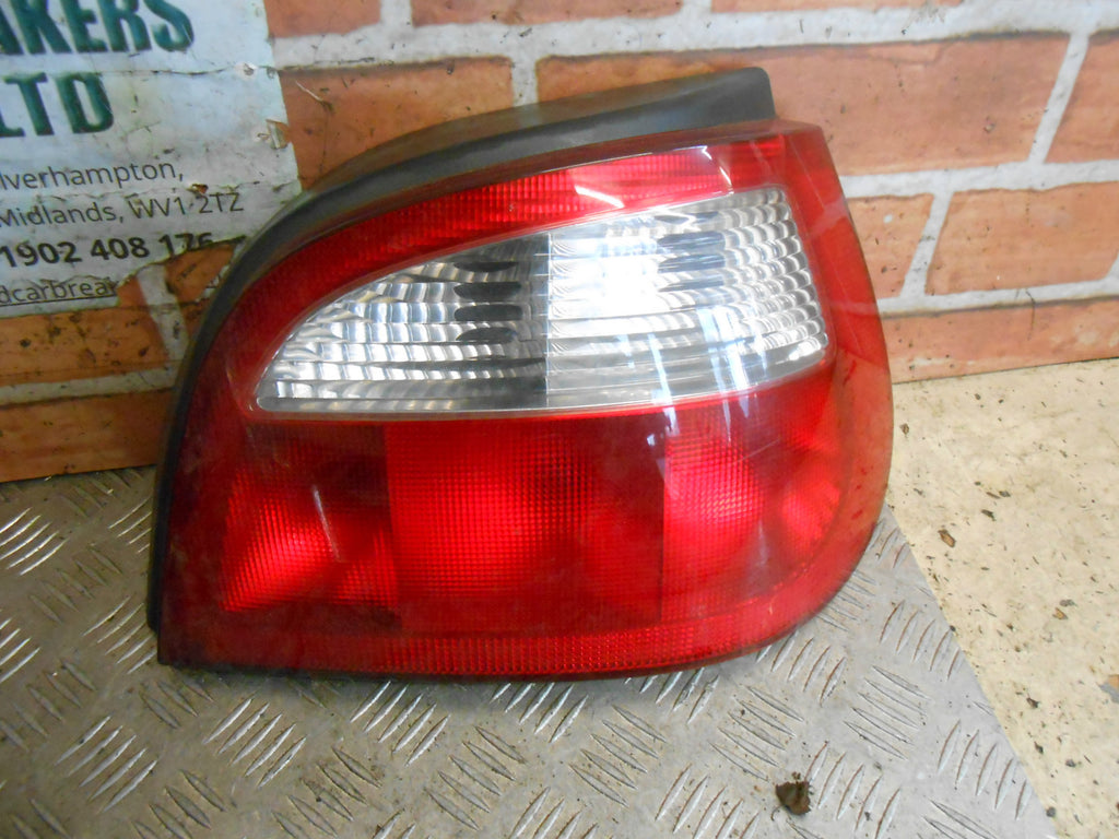 RENAULT MEGANE MK1 PHASE 1 2001 NS PASSENGER REAR TAIL BRAKE LIGHT 7700428321