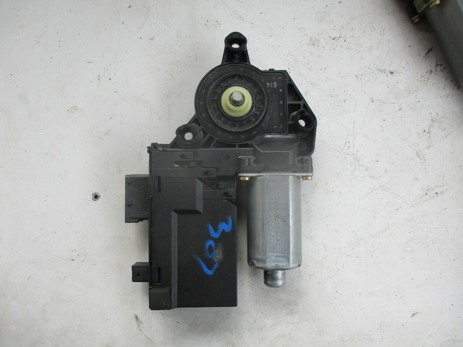 PEUGEOT 307 NS PASSENGER LEFT NEAR SIDE WINDOW MOTOR 9637130780
