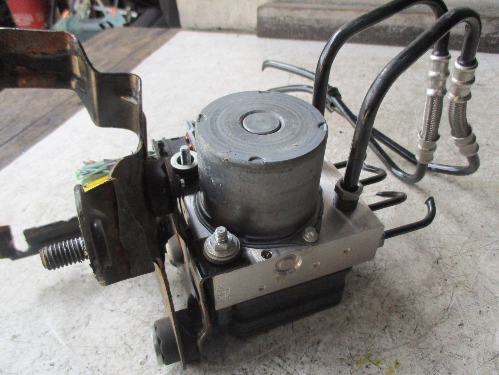JAGUAR XE 2017 2.0 DIESEL ABS PUMP & CONTROLLER 0265244340